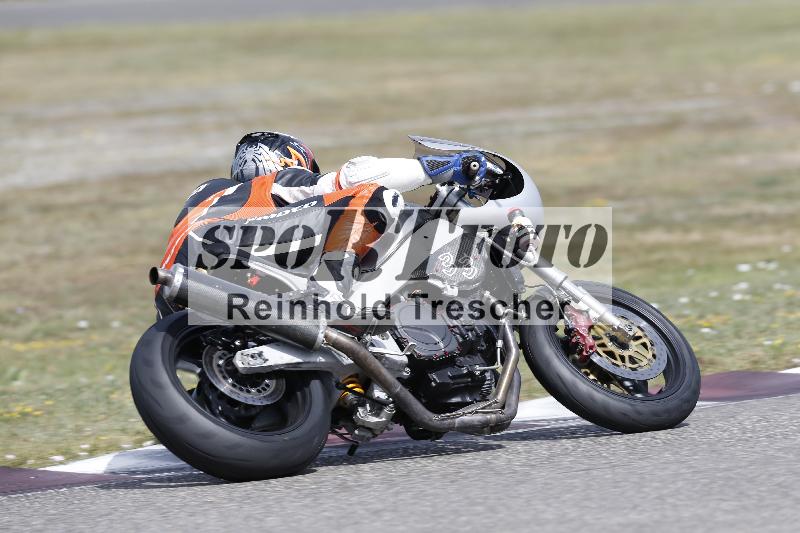 /37 09.08.2026  Pluess Motosport ADR/Freies Fahren/33
